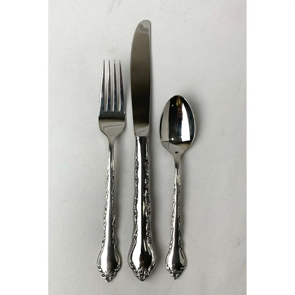 International Silver IS Deluxe 